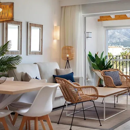 Frontline & Sea Views - 2 Bedrooms - 2 Bathrooms - Puerto Banus Apartamento Marbella