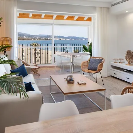 Frontline & Sea Views - 2 Bedrooms - 2 Bathrooms - Puerto Banus Daire Marbella